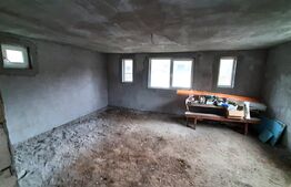 Casa semifinisata 3 camere, pivnita, teren 1198 mp, Paclisa