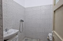 Casă individuală, 69 mp, 1518 mp teren, zonă Hăpria