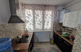 Apartament 3 camere, 60mp, decomandat, zona Central