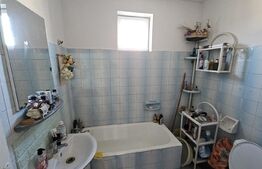 Casă cu 3 dormitoare, 448 mp teren, garaj, pivniță, foisor, toate utilitatile, zona Aiud