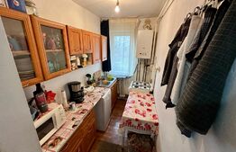 Apartament 4 camere, 60 mp, Aiud,  Micro