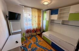 Apartament 3 camere, 71 mp, Cetate