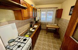 Apartament 4 camere, 80 mp, Cetate