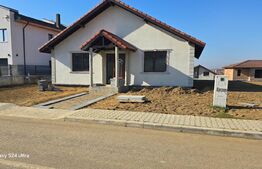 Casă individuală, 3 camere, 126mp utili, 900mp teren, zona Blaj