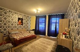 Casa 220 mp utili 4 dormitoare living cu bucatarie open-space teren total 760 mp in Aiud