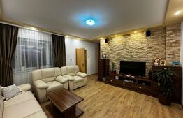 Casa 150 utili, 5 camere, 2 bucătarii, 2 bai, 650mp total, zona Blaj