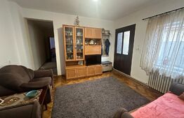 Casa 4 camere, 1 bucatarie, 2 bai, 320mp teren, zona Centrala