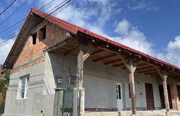 Casa 2 camere, 152 mp, Aiud