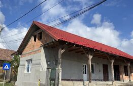 Casa 2 camere, 152 mp, Aiud