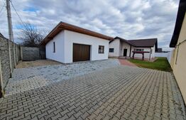 Casa cu 4 camere, 140 mp utili, 800 mp teren, zona Micesti