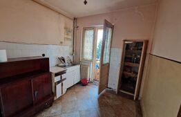 Apartament 3 camere, decomandat, 81mp, str. Closca, zona Cetate