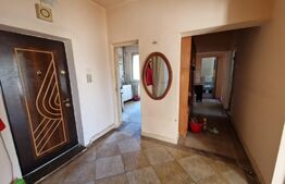Apartament 3 camere, decomandat, 81mp, str. Closca, zona Cetate