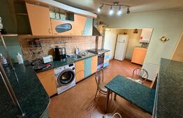 Apartament 4 camere, 75 mp, Cetate