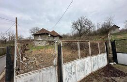 Teren intravilan, 3300 mp, zona Stremt