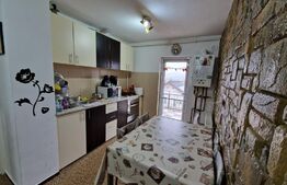 Apartament 2 camere, decomandat, 48mp, etaj 3, zona Ampoi