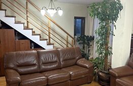 Apartament 3 camere, 110 mp, Cetate 