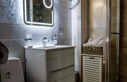 Spatiu comercial AFACERE LA CHEIE, LUX, zona Bulevard, 55 mp, pretabil regim hotelier