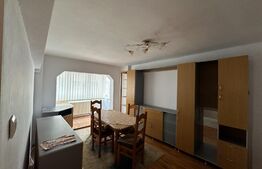 Apartament 3 camere, et 1, zona Piata-Mercur