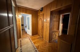 Apartament 3 camere, et 1, zona Piata-Mercur