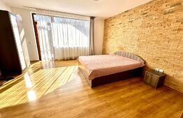 Casa de inchiriat 3 camere, 2 bai, zona Centru