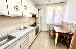 Casa de inchiriat 3 camere, 2 bai, zona Centru