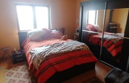 Casa doua corpuri  110 mp 4830 mp teren in Capud