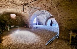 Casa tip duplex 4 camere,priveliste unica,zona Vintu de Jos