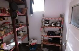 Casa , 258 mp construiti,  4 camere, Zona Blaj