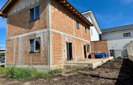 Duplex la rosu, 4 camere , 119 mp, teren 314 mp, zona Micesti