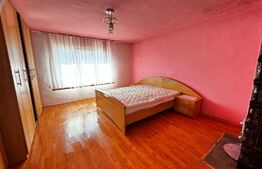 Casa individuala 3 dormitoare, bucatarie, teren 216 mp teren in Abrud