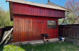 Casa individuala 3 dormitoare, bucatarie, teren 216 mp teren in Abrud