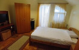 Casa de vanzare, pretabila pentru Pensiune sau regim hotelier