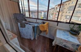 Apartament 3 camere, 70 mp, zona Ampoi 2