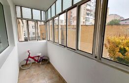 Apartament cu 3 camere, 63 mp, terasa Cetate