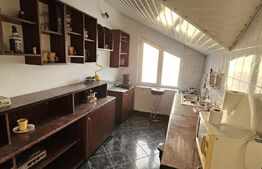 Spațiu comercial 96 mp de închiriat în Ampoi 3 – 5 camere, 2 băi, 3 locuri parca