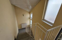 Spațiu comercial 96 mp de închiriat în Ampoi 3 – 5 camere, 2 băi, 3 locuri parca