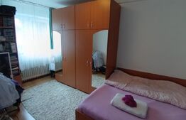 Apartament 3 camere, etaj 2, cetate