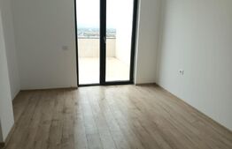 Penthouse de vanzare, Cetate