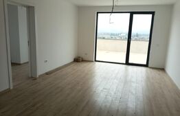 Penthouse de vanzare, Cetate