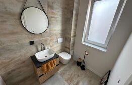 Casa individuala, 4 camere, 3 bai, 160 mp utili, zona Centru