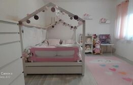 Doua case in duplex pe un singur nivel, 260 mp, 1300 mp teren, Sard