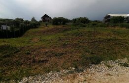 Teren intravilan 820 mp cu toate utilitatile Zona Piata