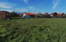 Teren intravilan, 1000mp, utilitati, Sard