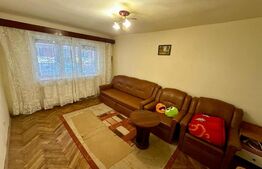 Apartament 4 camere, 80 mp, Cetate