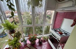 Apartament 3 camere, 65 mp, Tolstoi