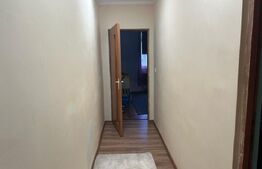 Casa 4 camere, 1 bucatarie, 2 bai, 320mp teren, zona Centrala