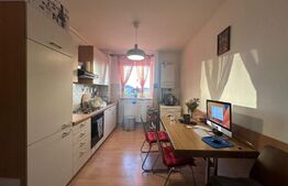 Apartament 3 camere, 65 mp, zona Cetate