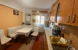 Apartament 3 camere cu garaj, etaj 3, Cetate-Mercur