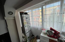 Apartament 3 camere, 66mp, etaj intermediar, zona Cetate