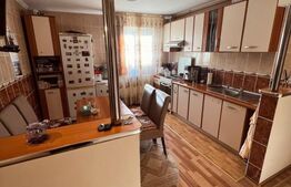 Apartament 3 camere, 64 mp, zona - Cetate